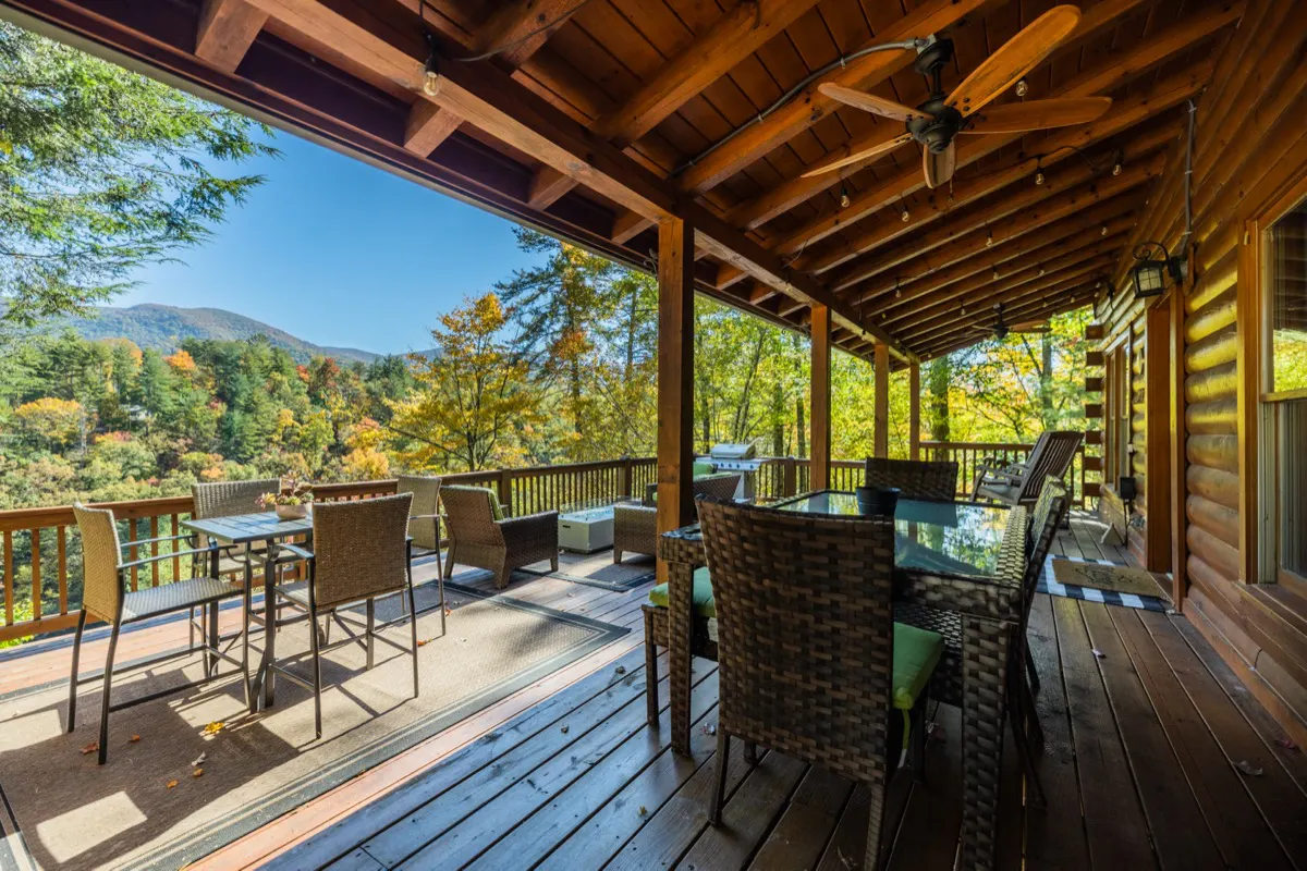 Perfect place for outdoor dining - rain or shine!
