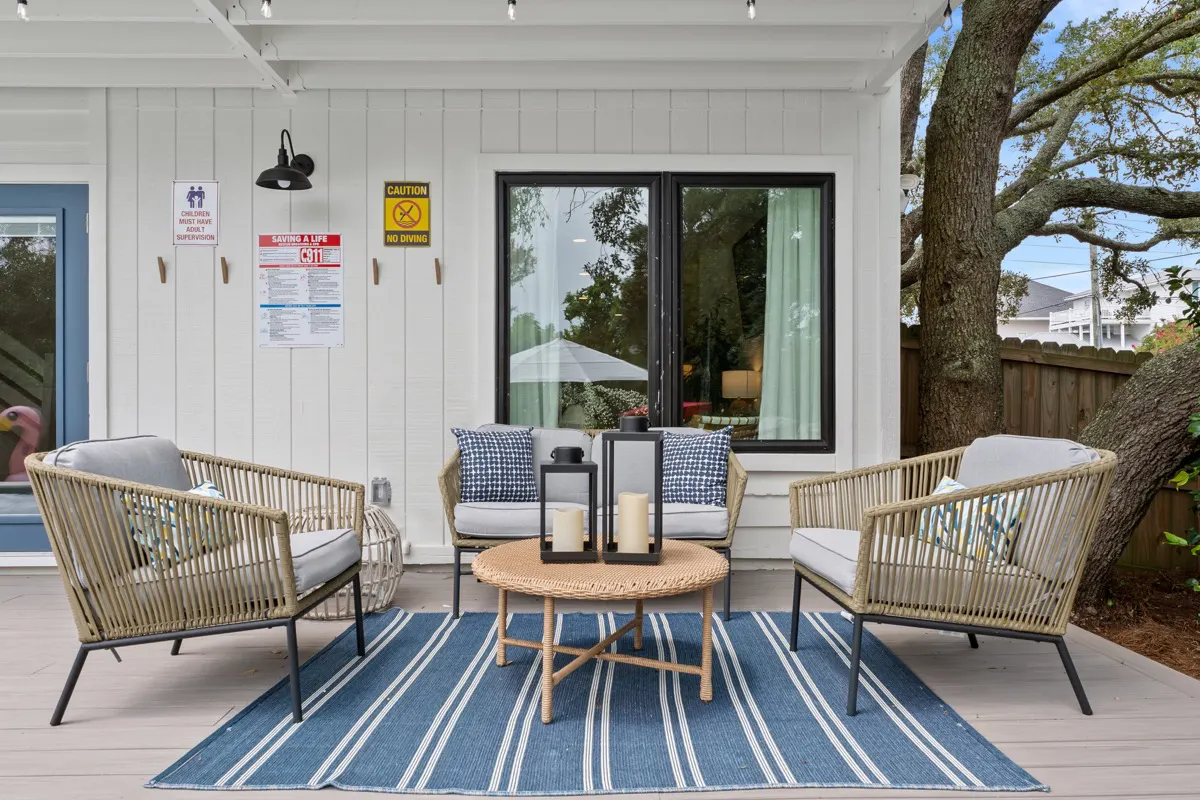 Conversation area right off the pool