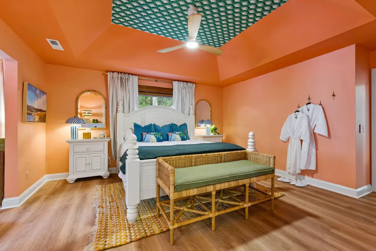 Lounge and sleep like you're in a boutique hotel. Robes available for your stay and complimentary slippers